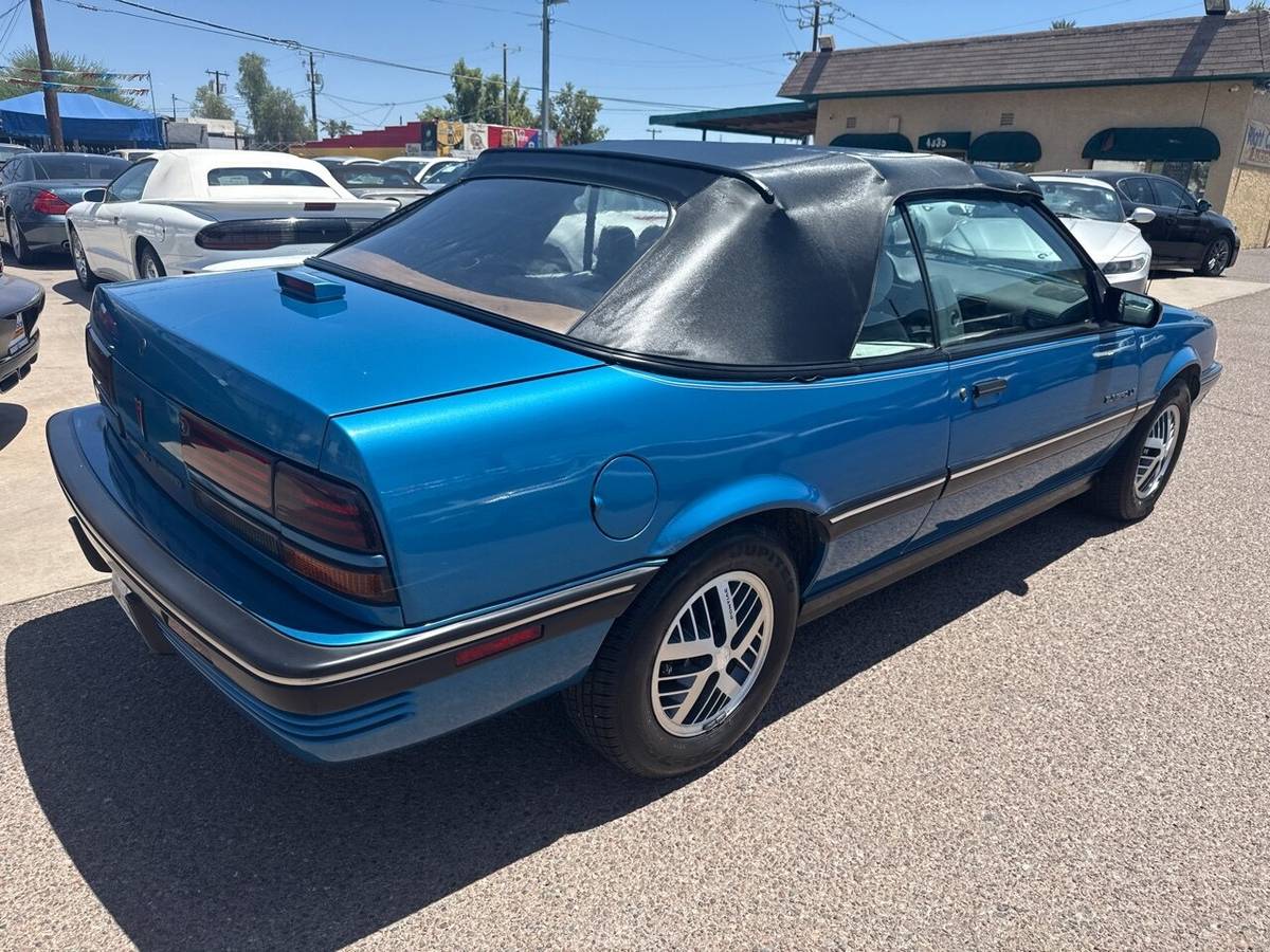 Pontiac-sunbird-le-1991-blue-13