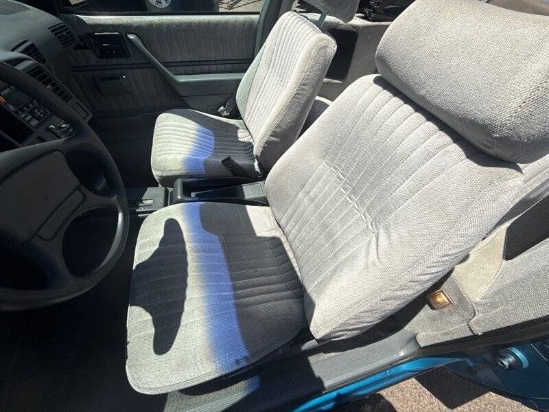 Pontiac-sunbird-le-1991-blue-21