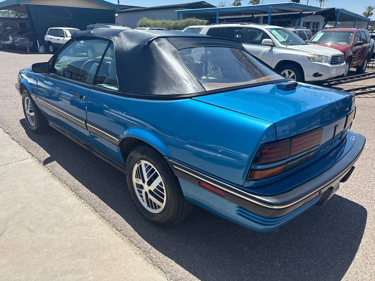 Pontiac-sunbird-le-1991-blue-9