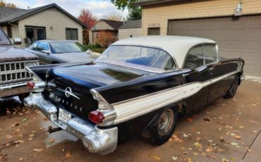 Pontiac-super-chief-1957-black-5