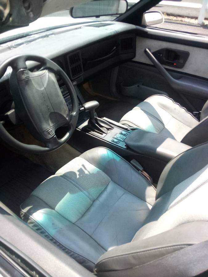 Pontiac-t-top-firebird-1992-white-4