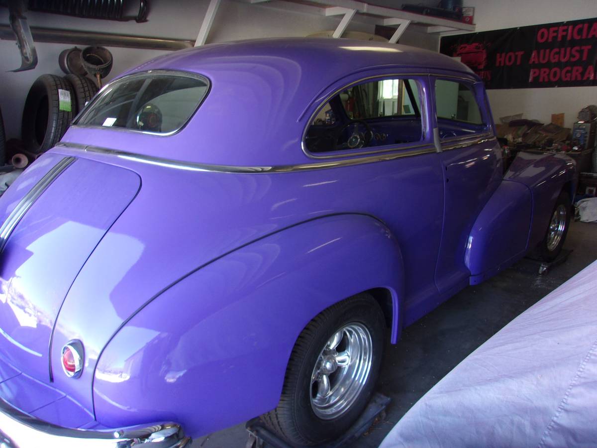 Pontiac-torpedo-1948-custom-2