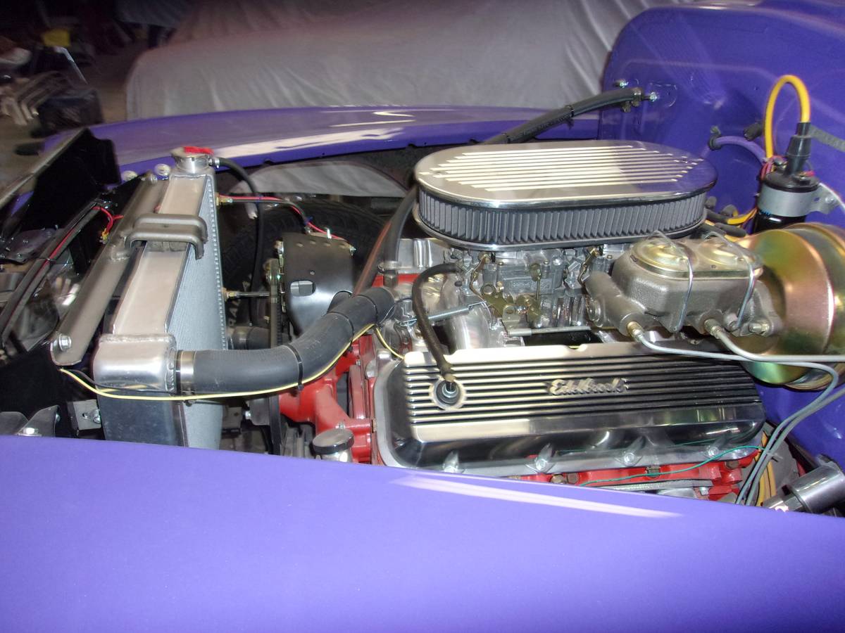 Pontiac-torpedo-1948-custom-8
