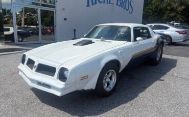 Pontiac-trans-am-1976-white