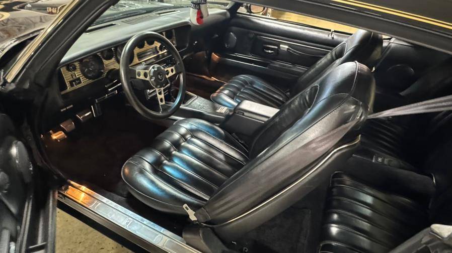 Pontiac-trans-am-1977-black-13