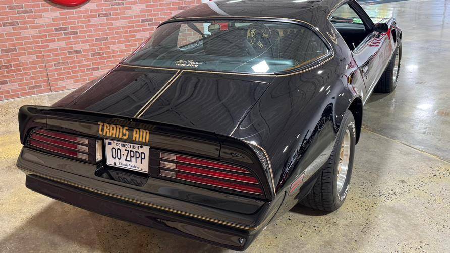 Pontiac-trans-am-1977-black-3