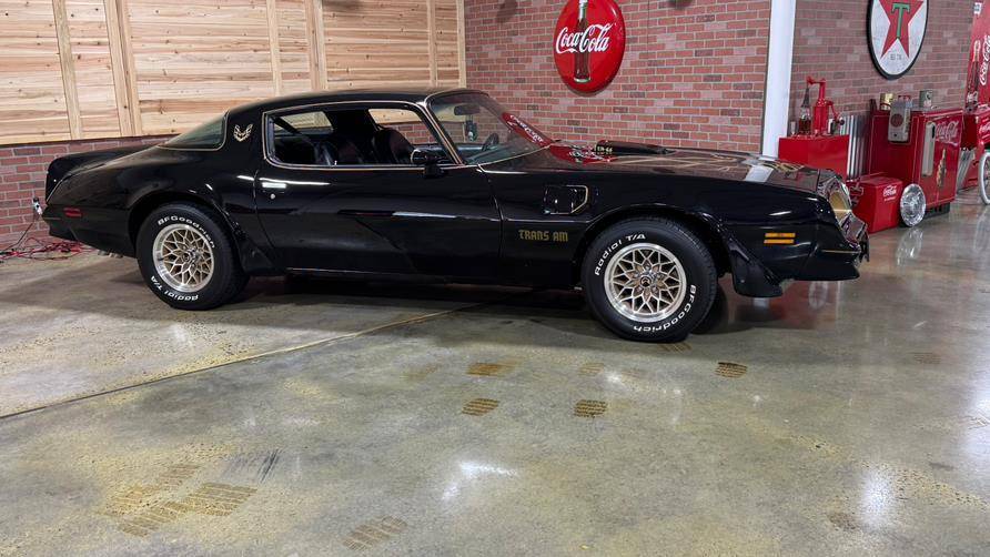Pontiac-trans-am-1977-black-5