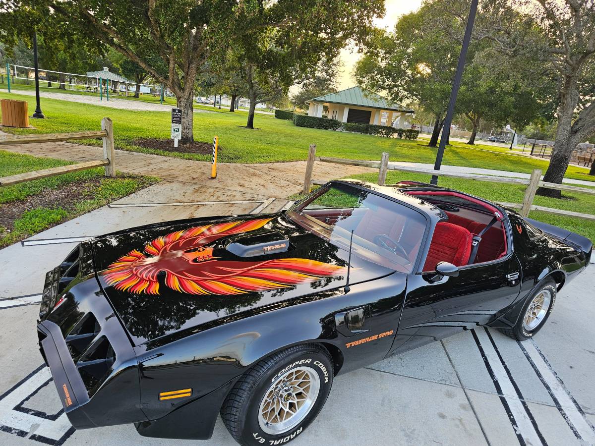 Pontiac-trans-am-1979
