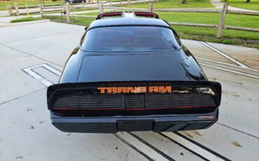 Pontiac-trans-am-1979-2