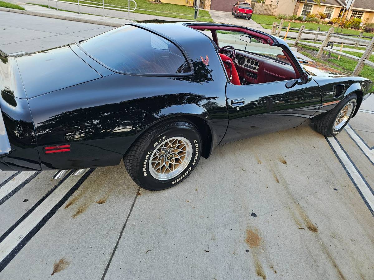 Pontiac-trans-am-1979-3