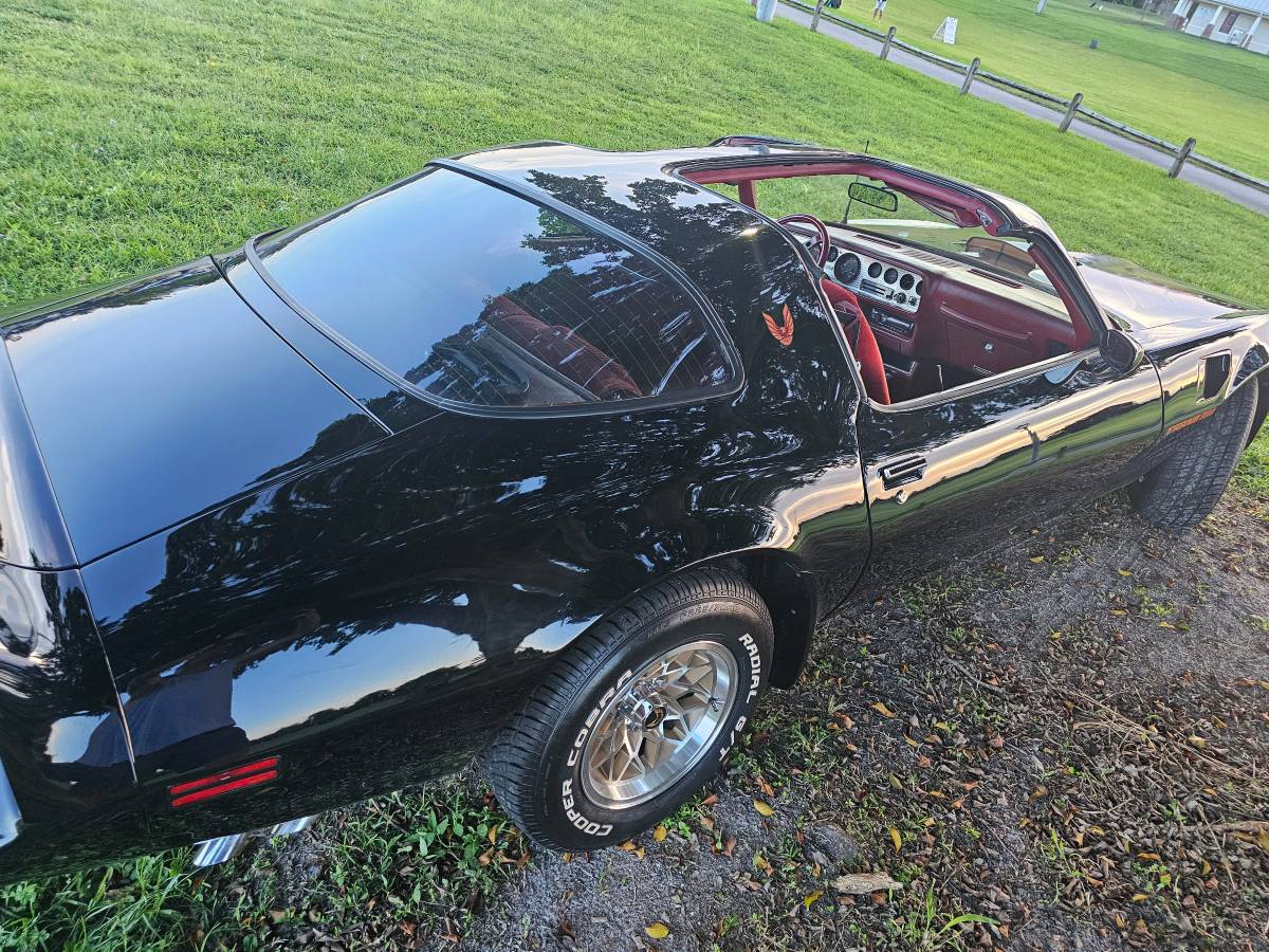 Pontiac-trans-am-1979-3