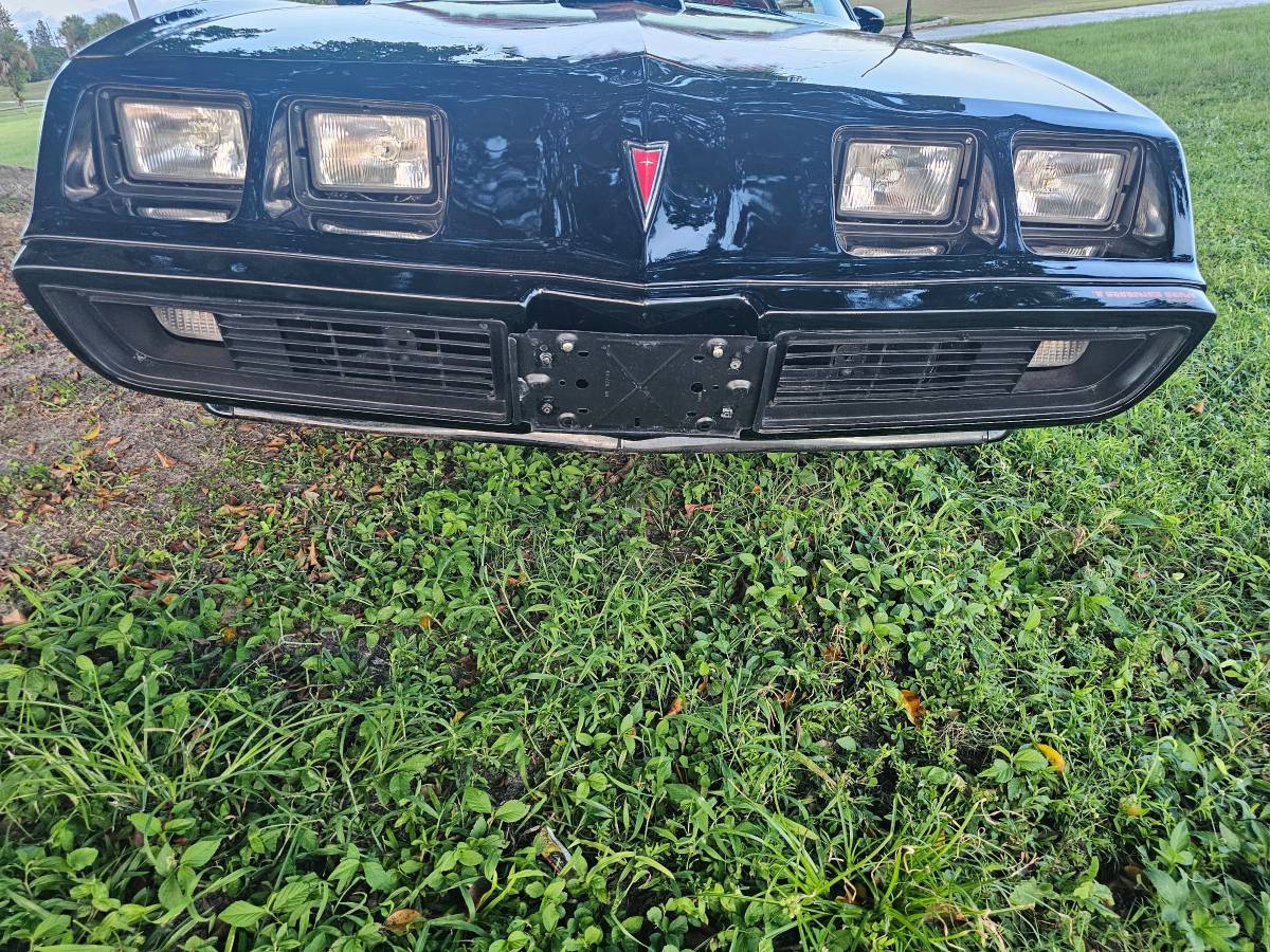 Pontiac-trans-am-1979-5
