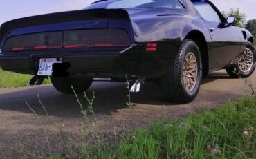 Pontiac-trans-am-1979-black-2