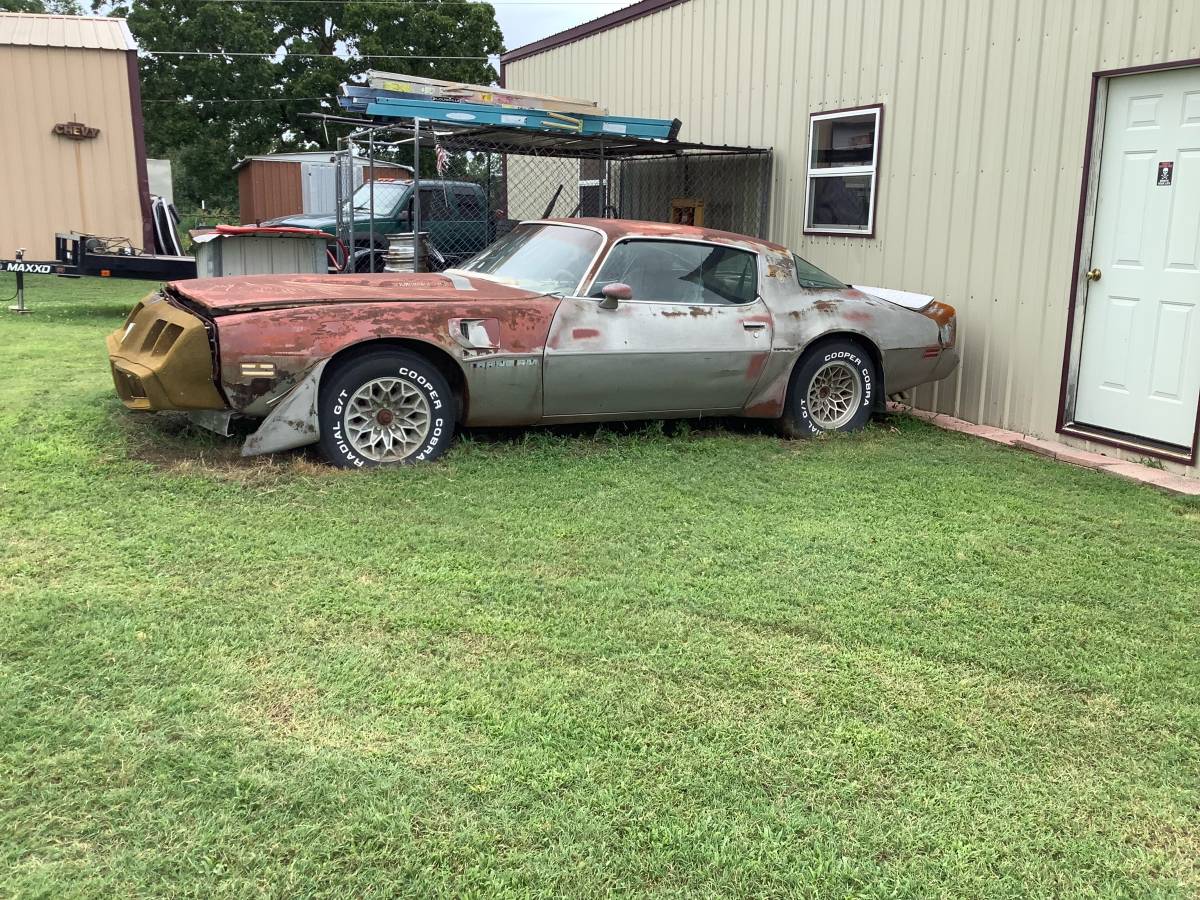 Pontiac-trans-am-1980-silver