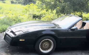 Pontiac-trans-am-1983-black