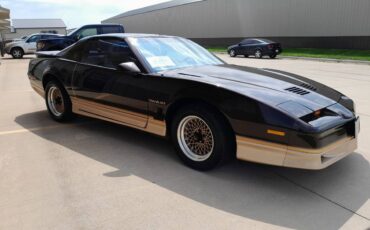 Pontiac-trans-am-1986-18