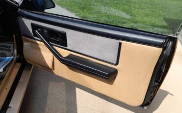 Pontiac-trans-am-1986-23