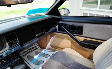 Pontiac-trans-am-1986-3