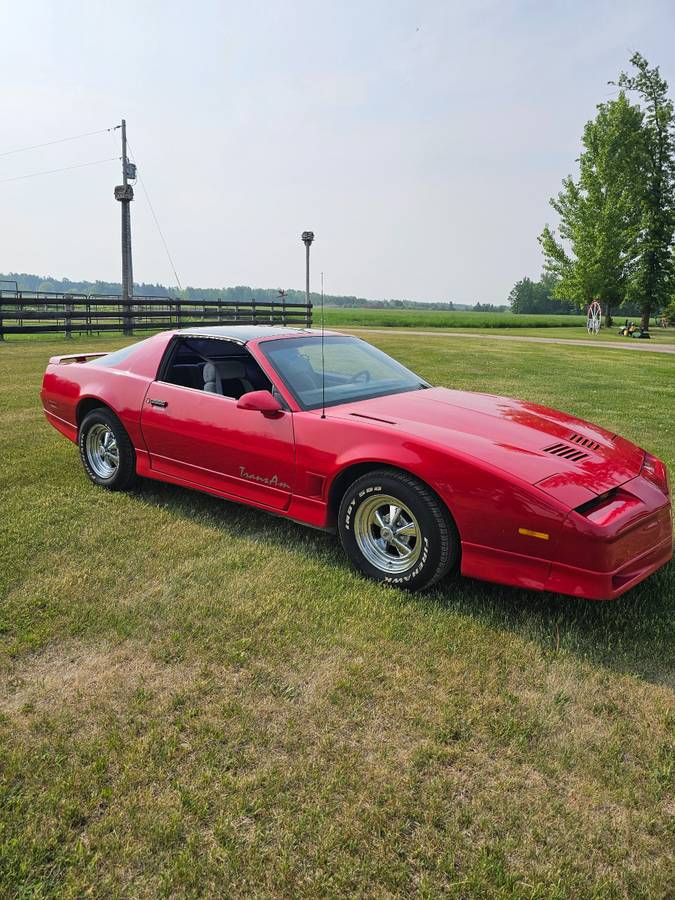 Pontiac-trans-am-1986-red-1