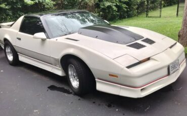 Pontiac-trans-am-1986-white-2