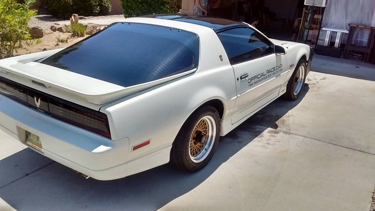 Pontiac-trans-am-1989-white-13