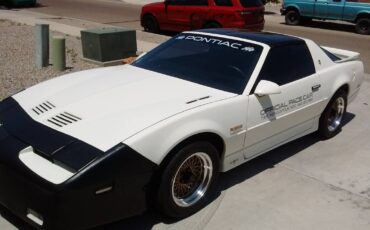 Pontiac-trans-am-1989-white-16