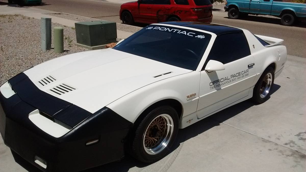 Pontiac-trans-am-1989-white-16