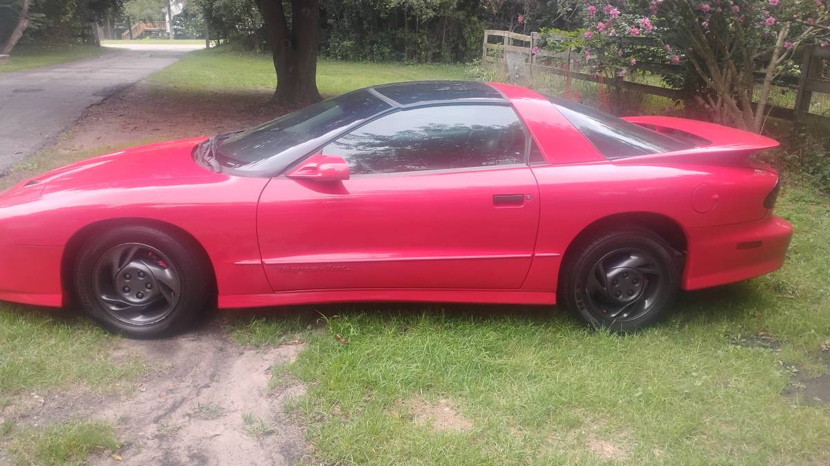 Pontiac-trans-am-gt-1994-red-1