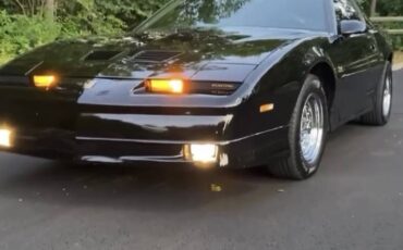 Pontiac-trans-am-gta-1989-black