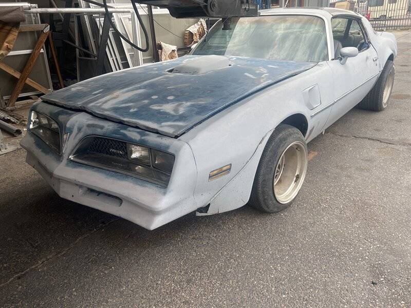 Pontiac-transam-1978-grey