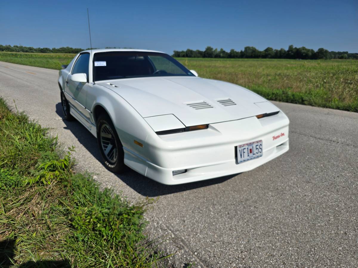 Pontiac-transam-1986-5