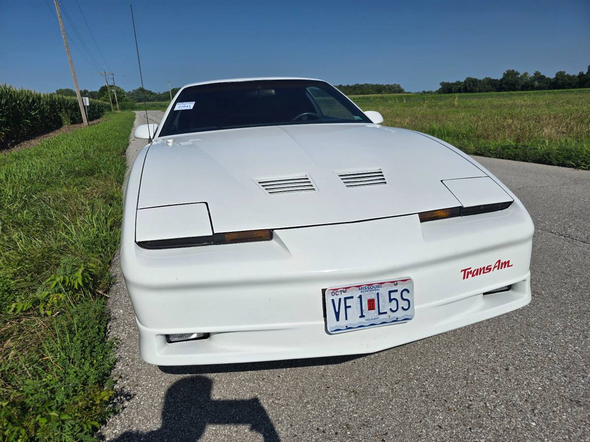 Pontiac-transam-1986-7