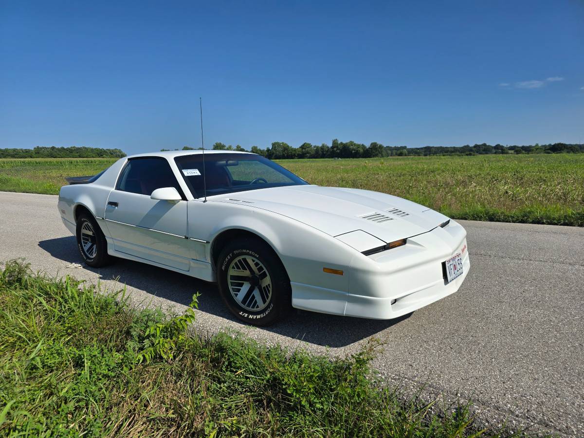 Pontiac-transam-1986-9