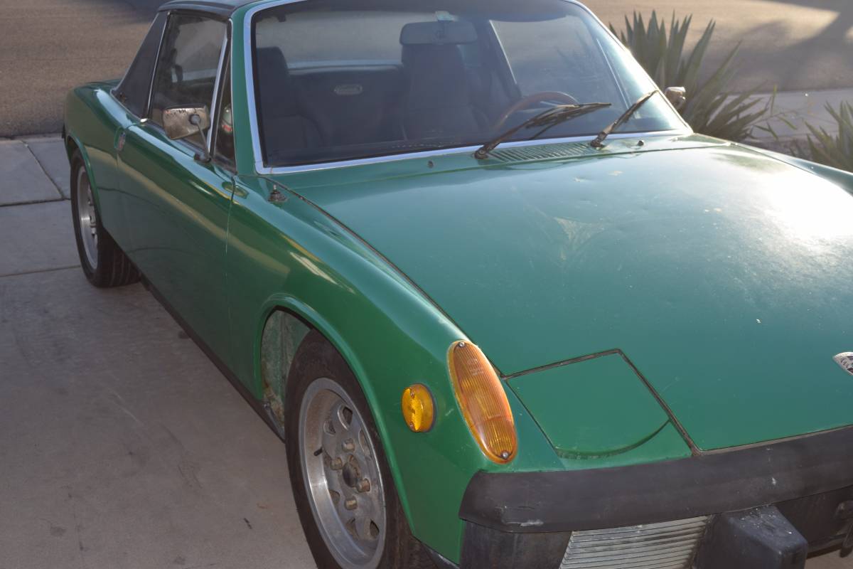 Porsche-1974-green-1