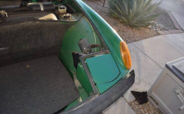 Porsche-1974-green-10