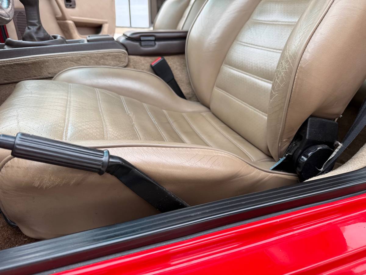 Porsche-1984-red-15