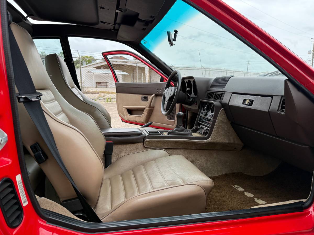 Porsche-1984-red-8