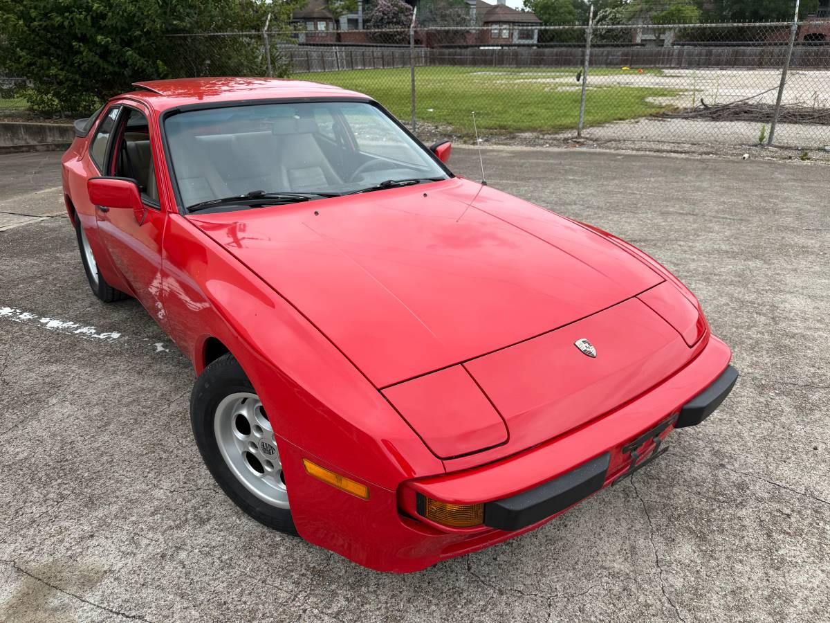Porsche-1984-red-9