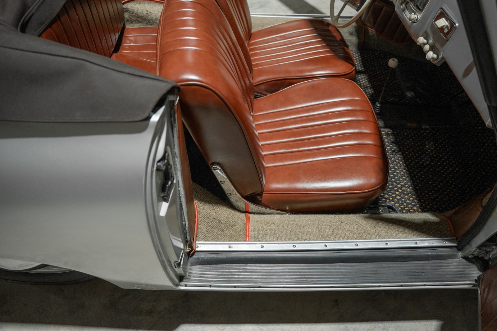 Porsche-356-1952-Convertible-13
