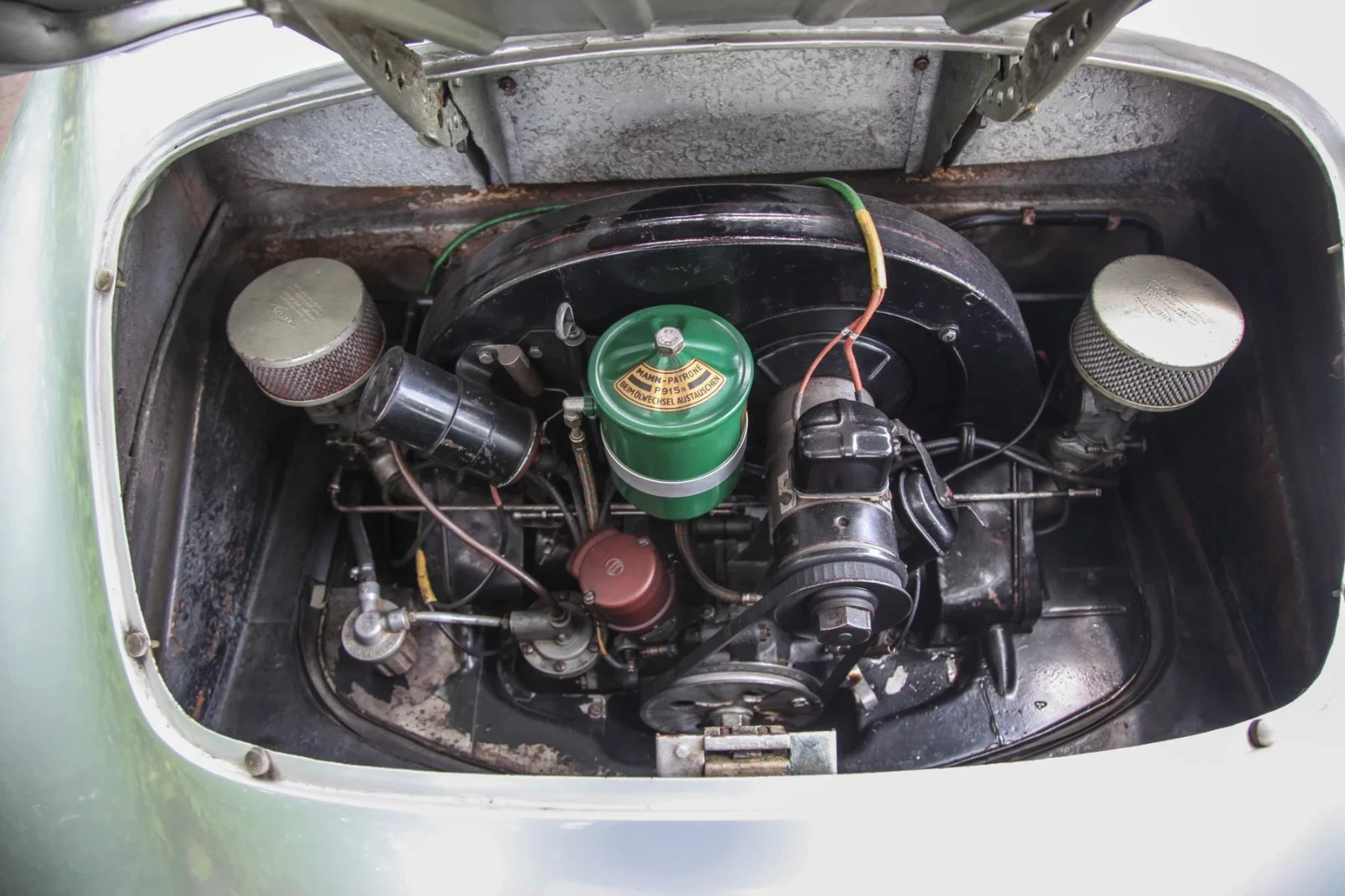 Porsche-356-1952-Convertible-35