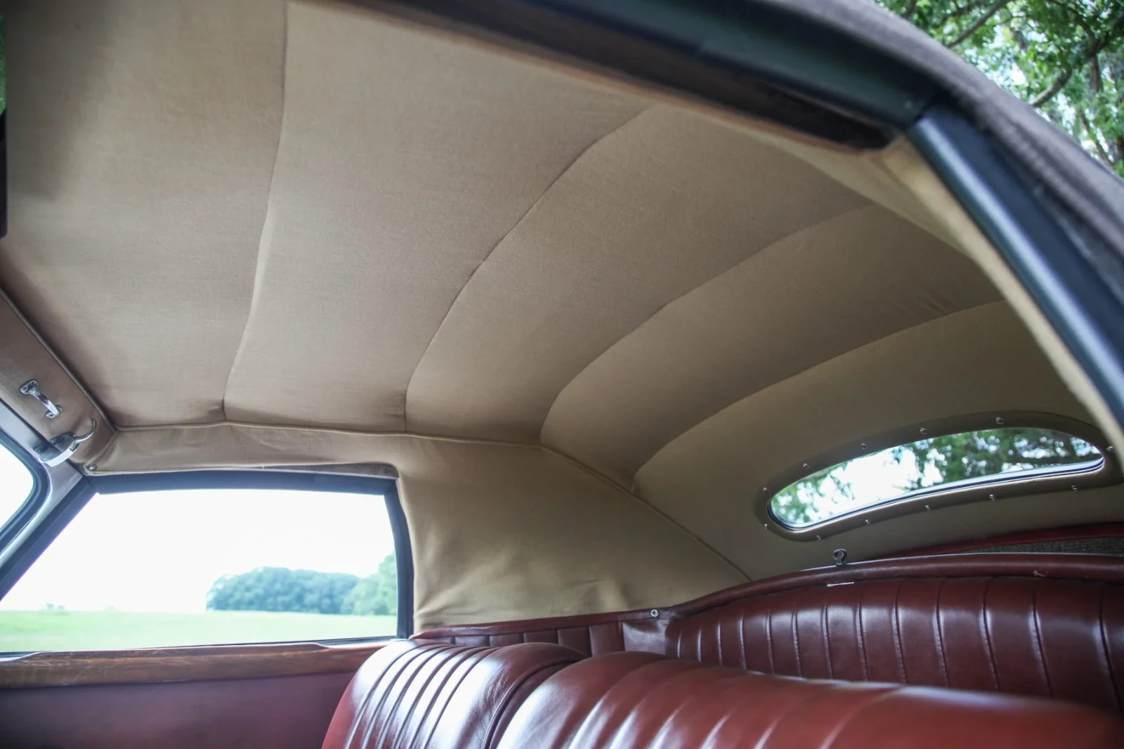 Porsche-356-1952-Convertible-38