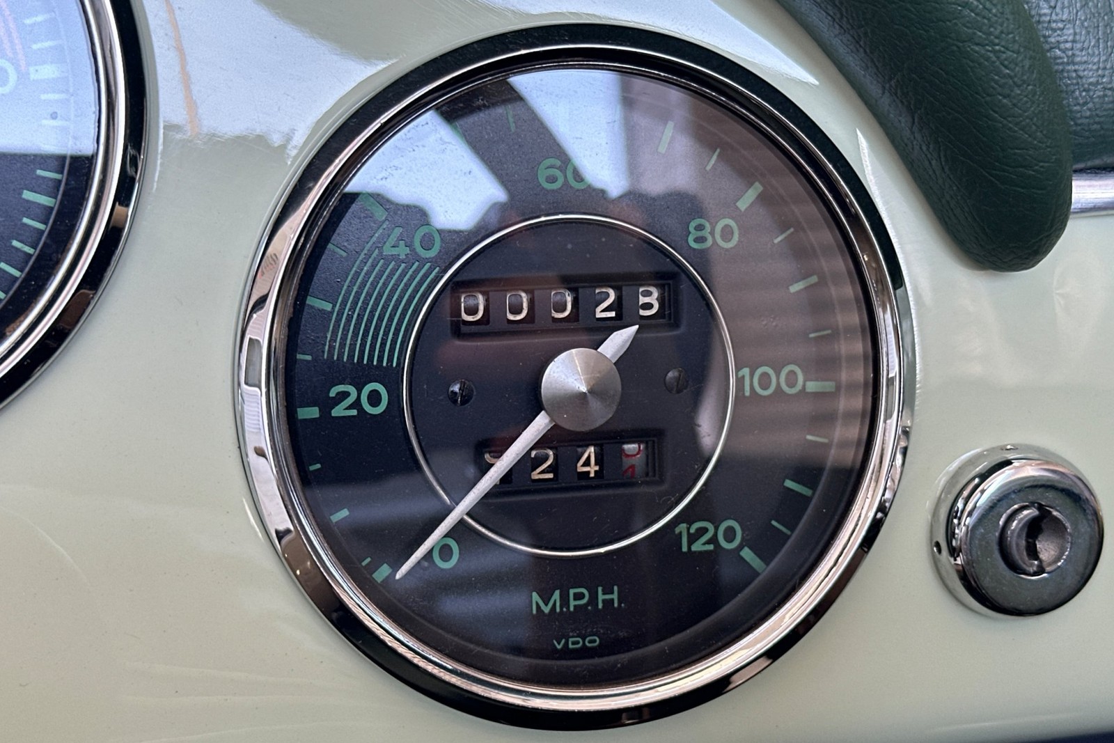 Porsche-356-1957-27