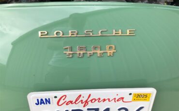 Porsche-356-1958-Auratium-Green-Beige-Leather-8