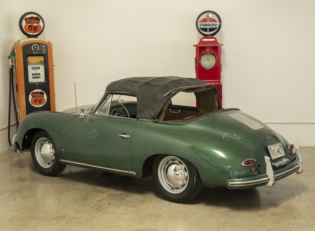 Porsche-356-1958-Convertible-2