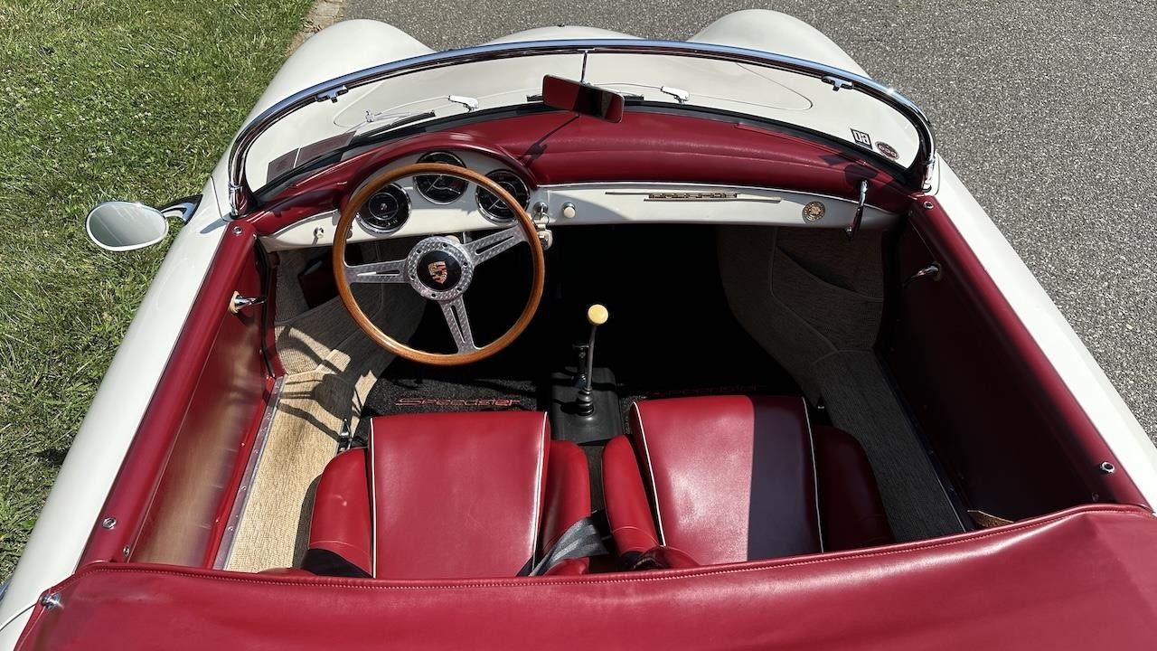 Porsche-356-1958-Convertible-32