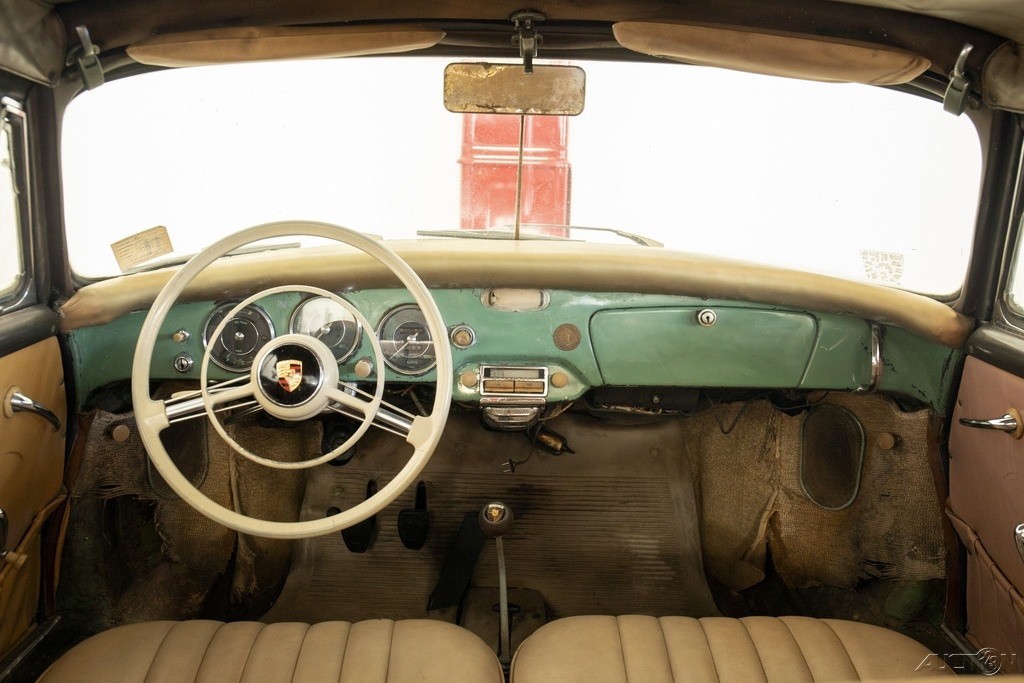 Porsche-356-1958-Convertible-8