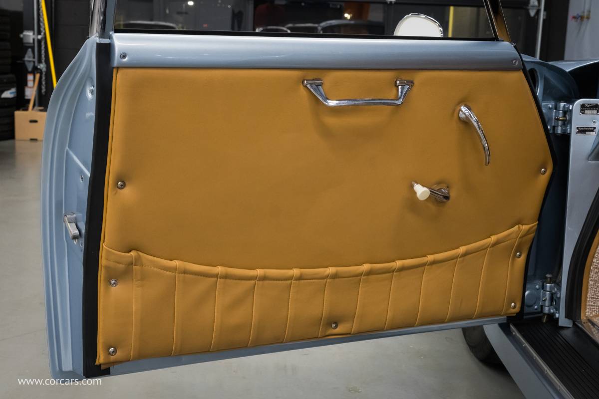 Porsche-356-1958-blue-16