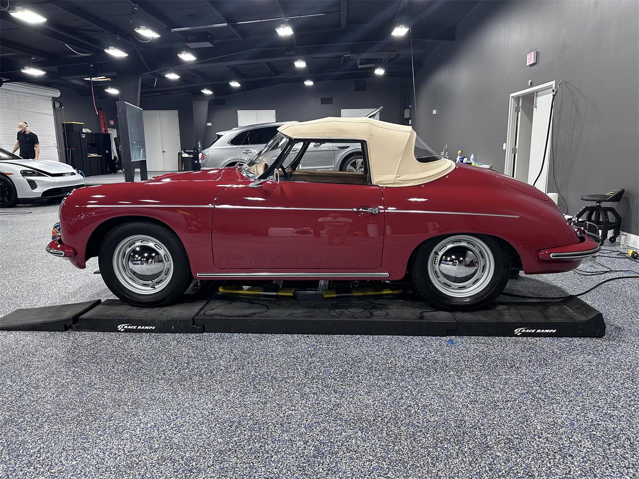Porsche-356b-1960-Ruby-Red-Tan-18