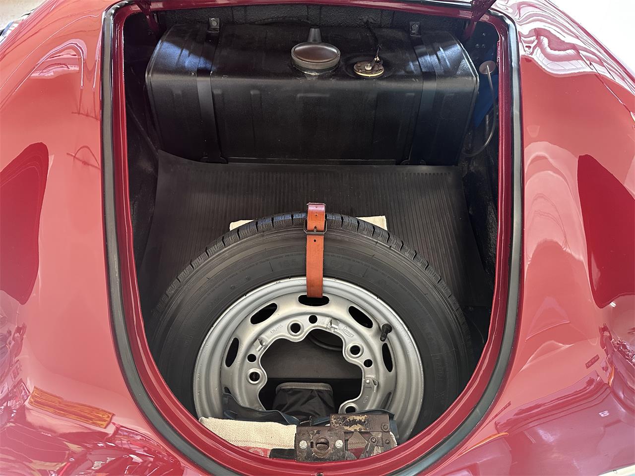 Porsche-356b-1960-Ruby-Red-Tan-7