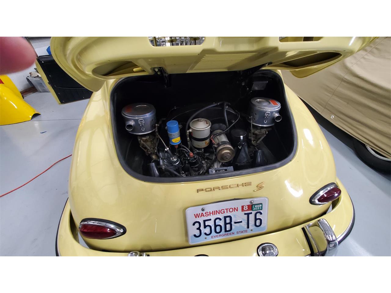 Porsche-356b-1963-Champagne-Yellow-Blak-15